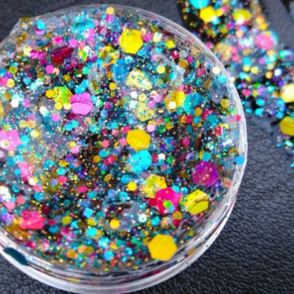 Meet your Posher, Alchemy Workshop! - Picture 4 of 16